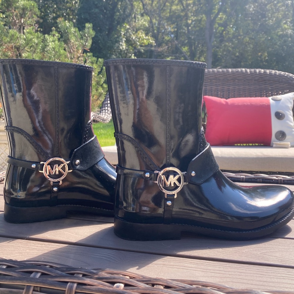 Michael Kors Fulton Harness Short Rain Boot Black